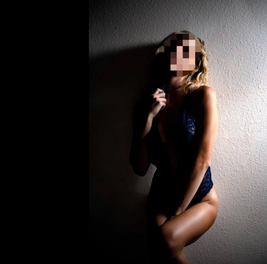 Альбина: проститутки индивидуалки в Иркутске